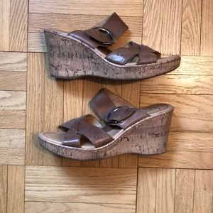 BOC Tan leather sandals size 10